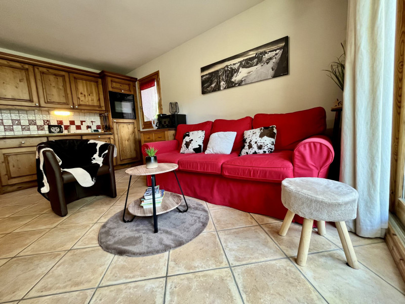 _lv_images__lot_0100021051_03_2659630