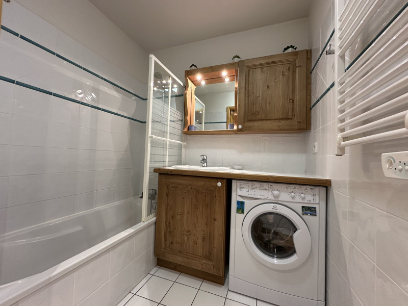 _lv_images__lot_0100030947_10_3559737