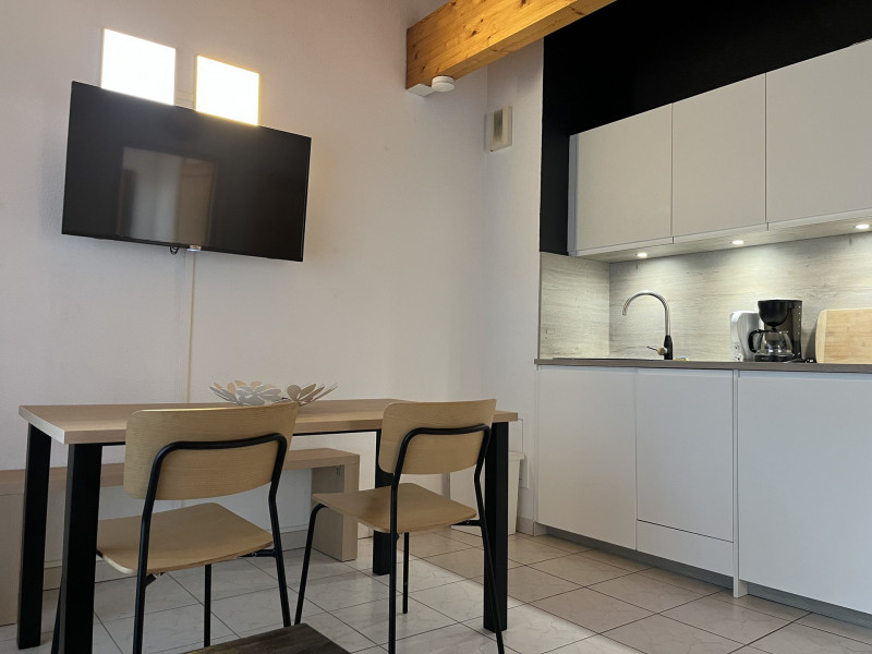 _lv_images__lot_0100041385_06_3661952 _lv_images__lot_0100041385_06_3661952