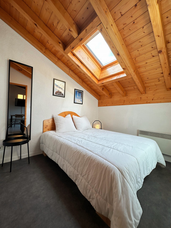 _lv_images__lot_0100041385_07_3579281 _lv_images__lot_0100041385_07_3579281