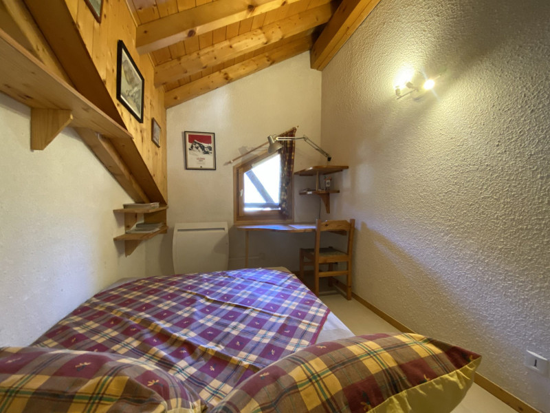 _lv_images__lot_0100041815_11_3604822 _lv_images__lot_0100041815_11_3604822