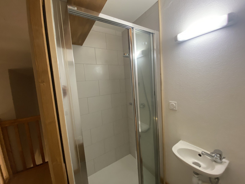 _lv_images__lot_0100301604_09_2654008
