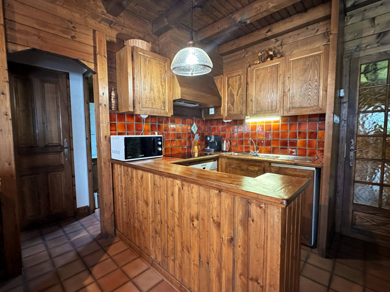 _lv_images__lot_0101061708_02_3407227