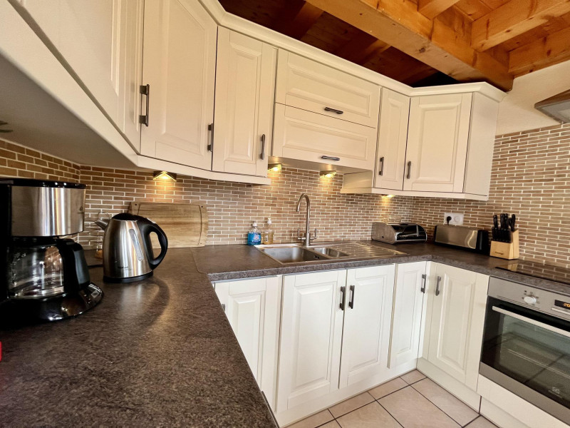 _lv_images__lot_0101160807_04_3635996