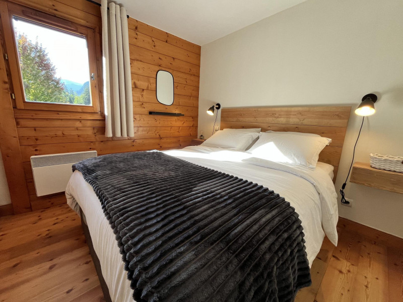 _lv_images__lot_0109021827_08_3713885