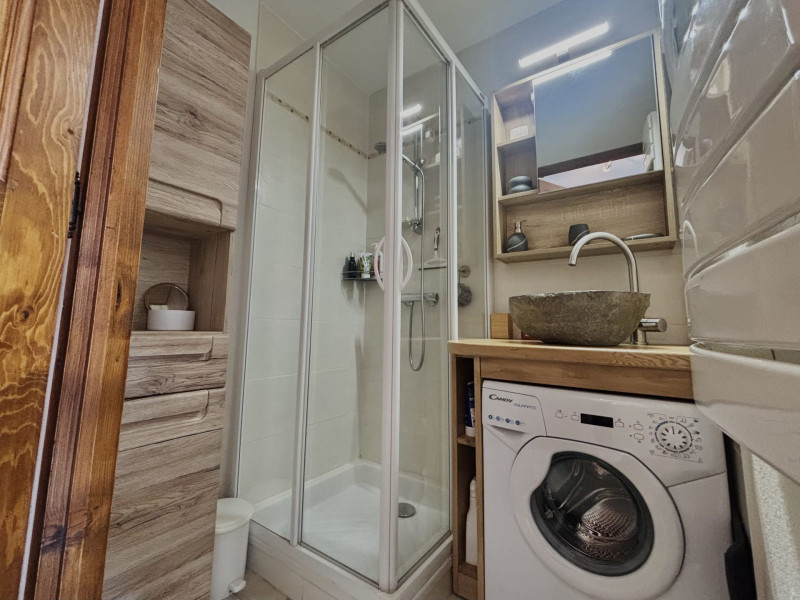 _lv_images__lot_0109021843_09_3566764