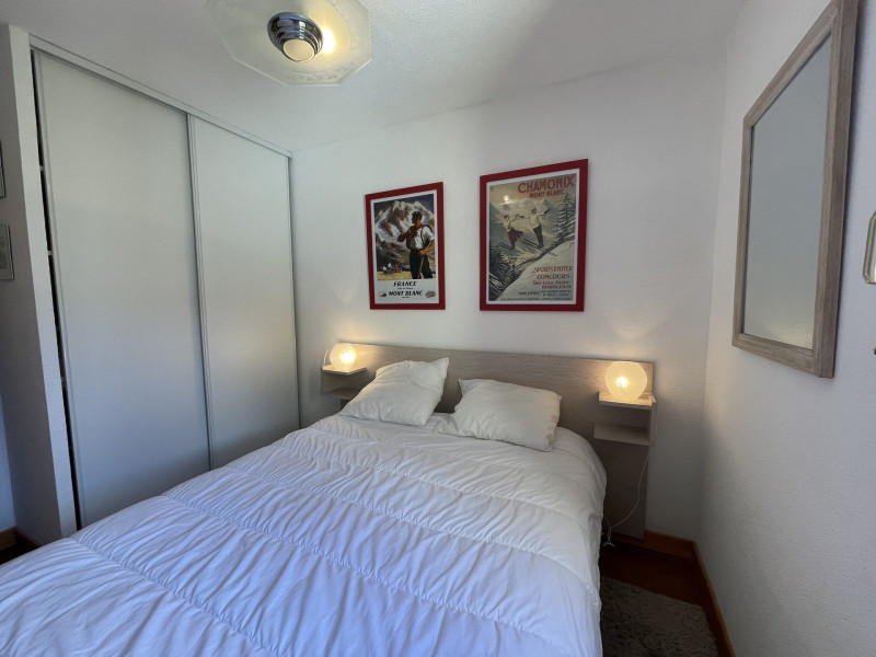_lv_images__lot_0109021845_05_2800056