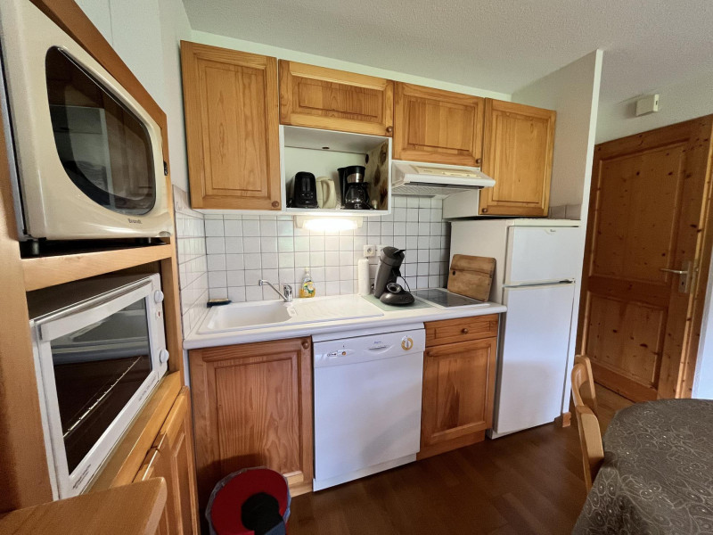 _lv_images__lot_0109021845_07_3334288