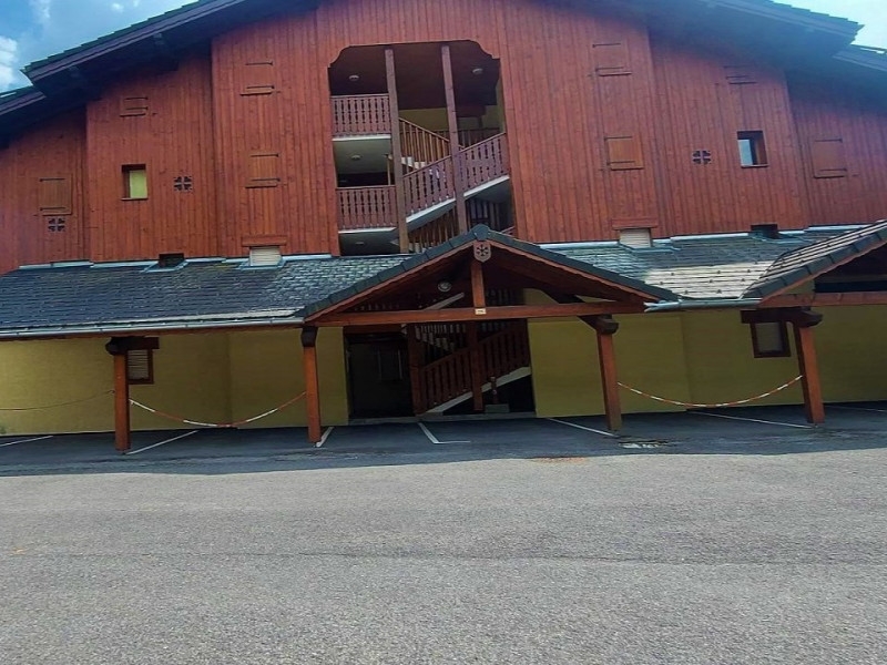 _lv_images__lot_0109021845_16_3652725 _lv_images__lot_0109021845_16_3652725