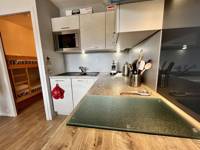 _lv_images__lot_0109021846_03_3227301