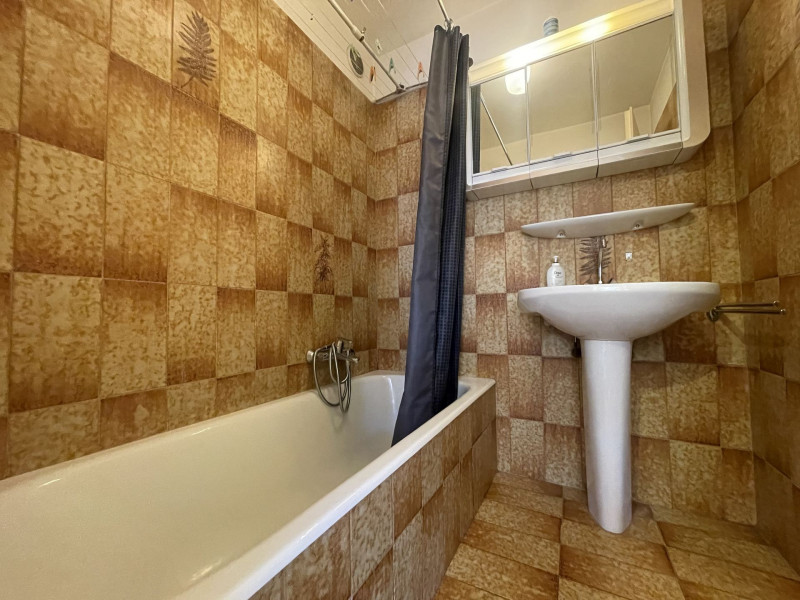 _lv_images__lot_0109021847_10_3591159