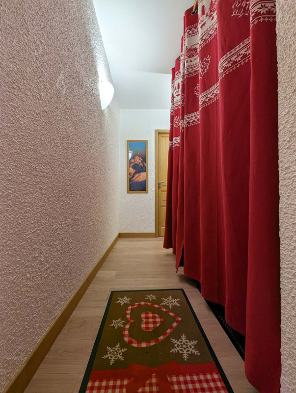 _lv_images__lot_0109021866_13_3244485