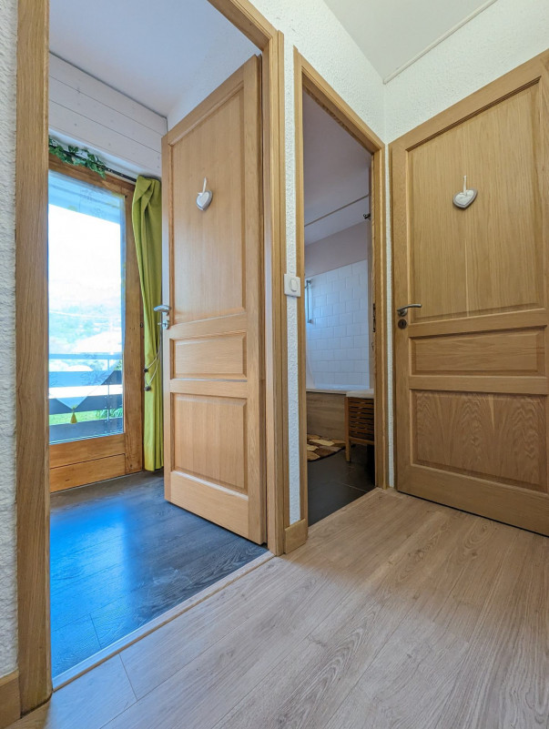 _lv_images__lot_0109021866_14_3439072