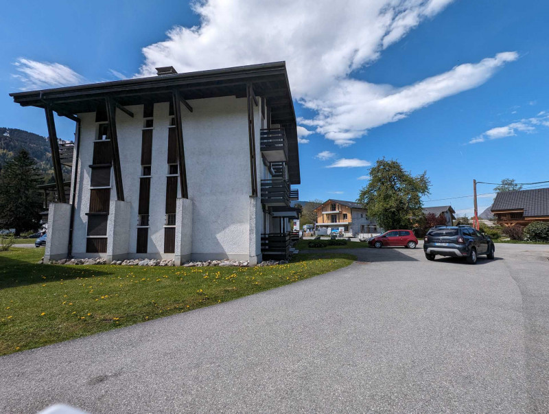 _lv_images__lot_0109021866_15_3404431