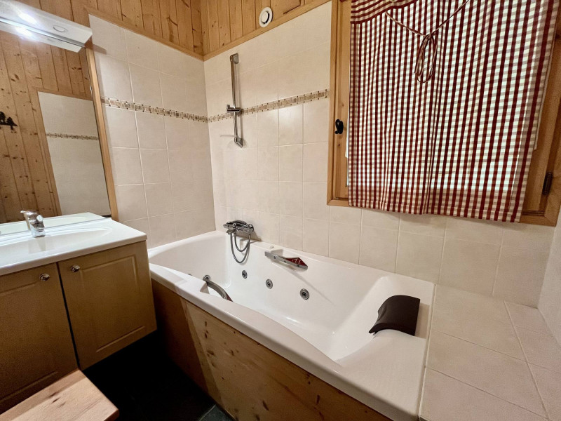 _lv_images__lot_0109021870_06_3219788