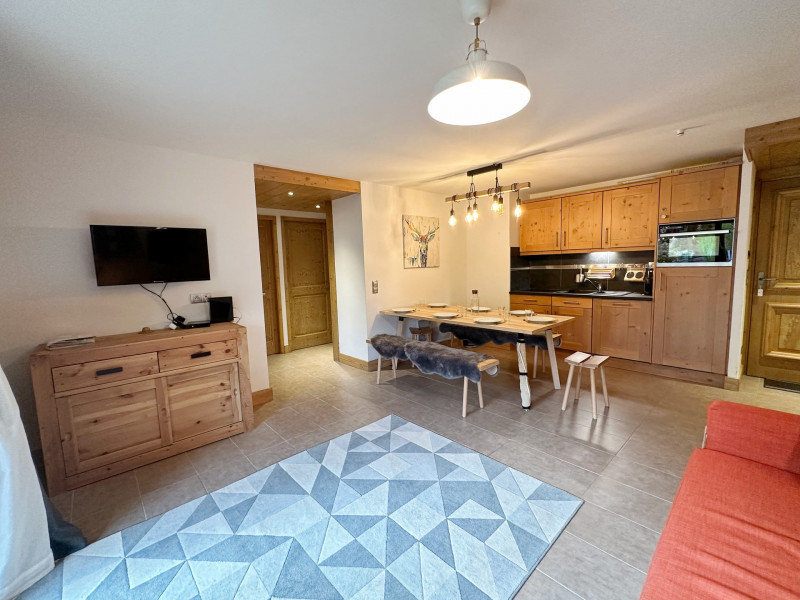_lv_images__lot_0109021876_01_4030923