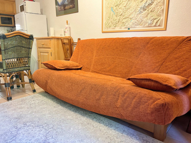 _lv_images__lot_0109021879_06_3248200