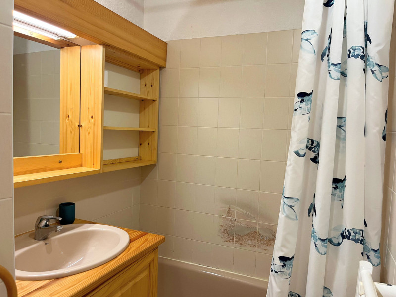 _lv_images__lot_0109021879_09_3525856