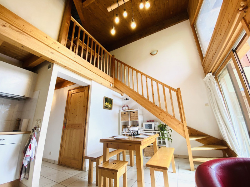 _lv_images__lot_0109021897_04_3395394