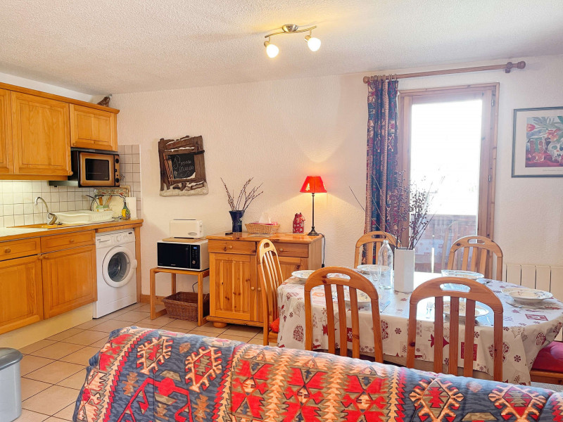 _lv_images__lot_0109021904_04_4031092