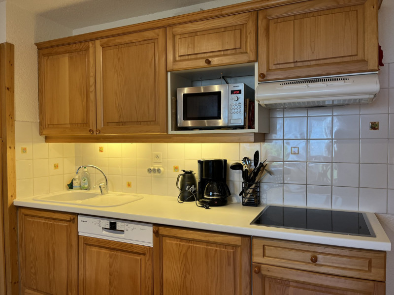 _lv_images__lot_0109021910_04_3410277