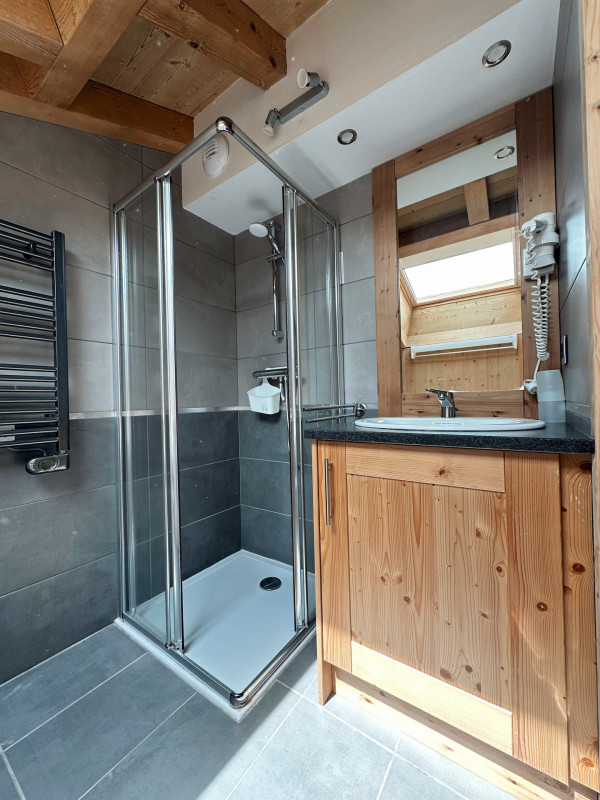 _lv_images__lot_0109021932_14_3688901