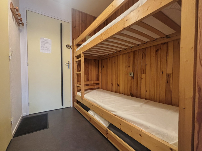 _lv_images__lot_0109021933_07_3726526