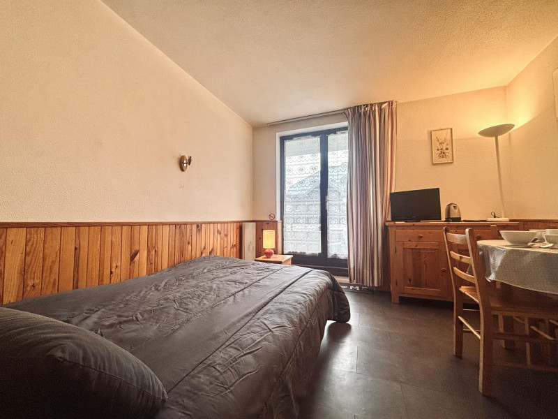 _lv_images__lot_0109021933_10_4047407 _lv_images__lot_0109021933_10_4047407