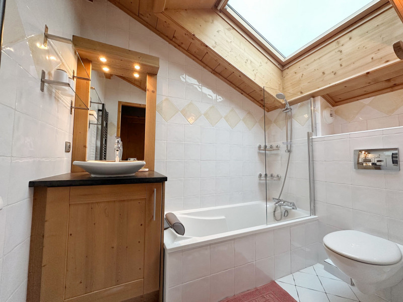 _lv_images__lot_0109021936_11_3259038