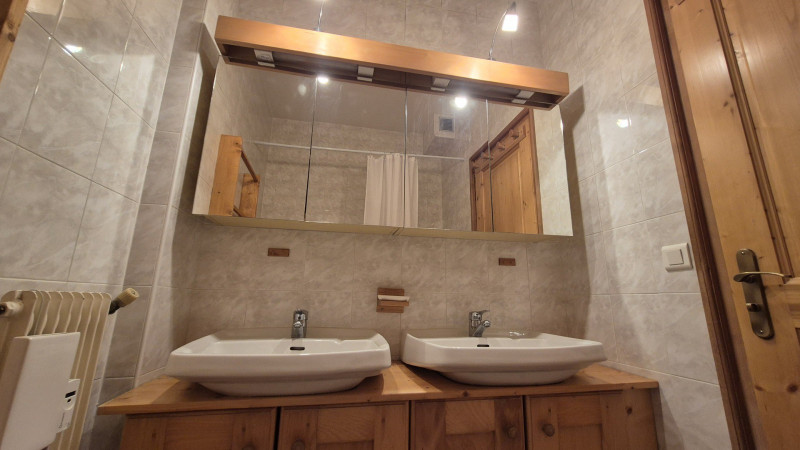 _lv_images__lot_0109021947_06_3276931 _lv_images__lot_0109021947_06_3276931