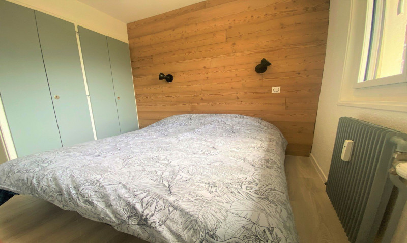 _lv_images__lot_0109021951_05_3470002