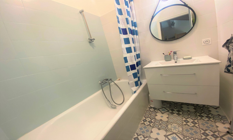 _lv_images__lot_0109021951_06_3213504