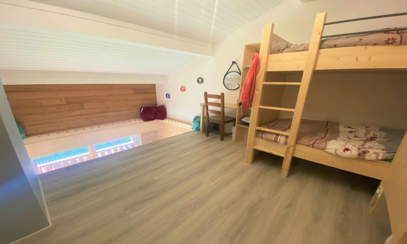 _lv_images__lot_0109021951_09_3686160