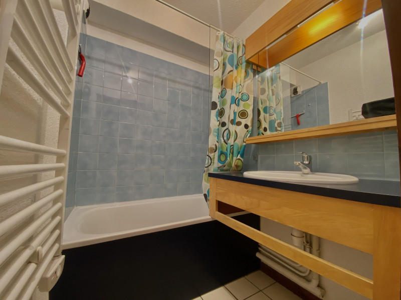 _lv_images__lot_0109021956_05_3711371