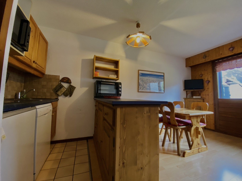 _lv_images__lot_0109021956_09_4078719