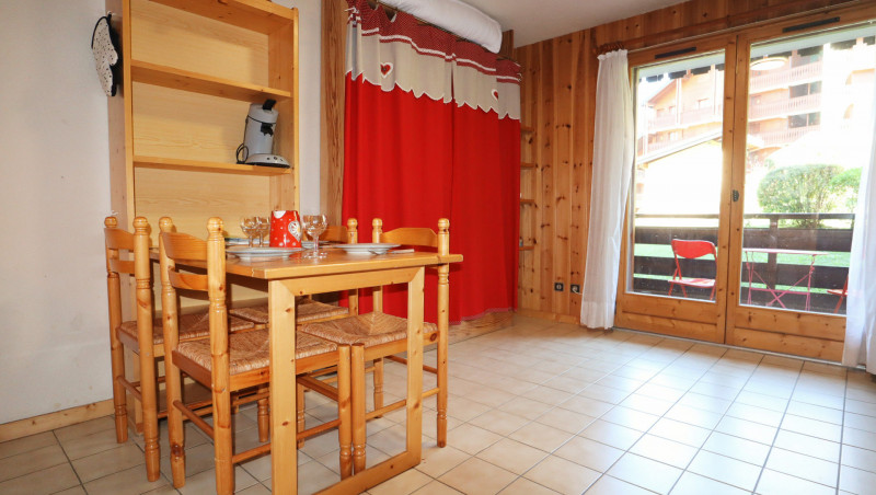 _lv_images__lot_0109021959_02_3705129