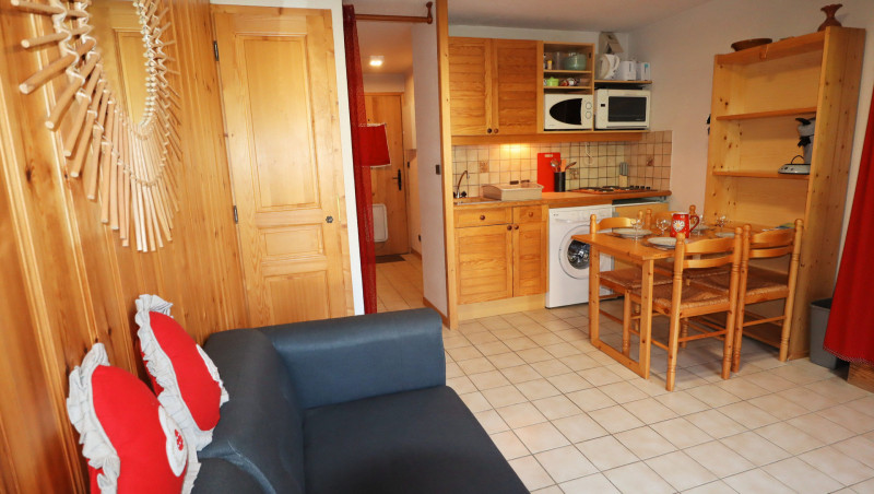 _lv_images__lot_0109021959_03_3321475