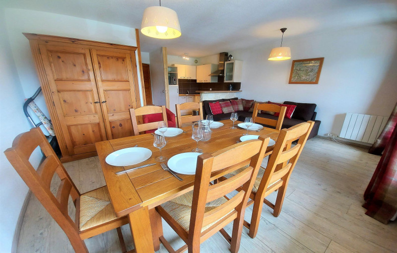 _lv_images__lot_0109021963_01_3389271