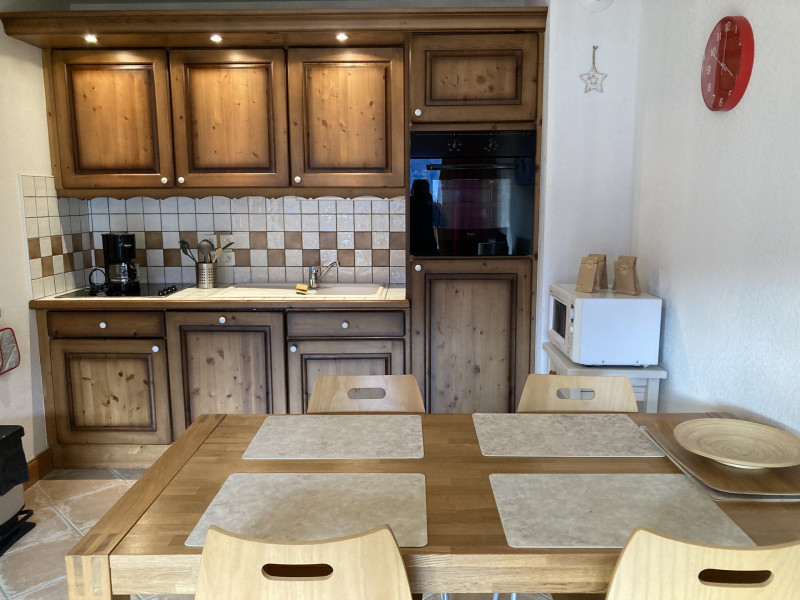 _lv_images__lot_0109021965_04_3579676