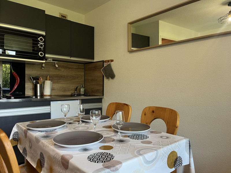 _lv_images__lot_0109021967_02_2935674