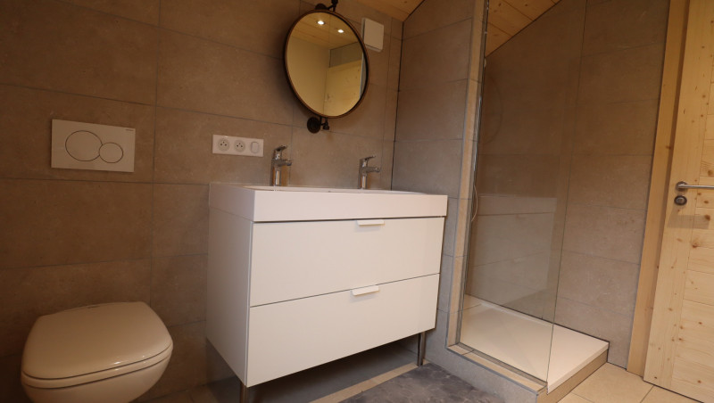 _lv_images__lot_0109021968_12_3184956