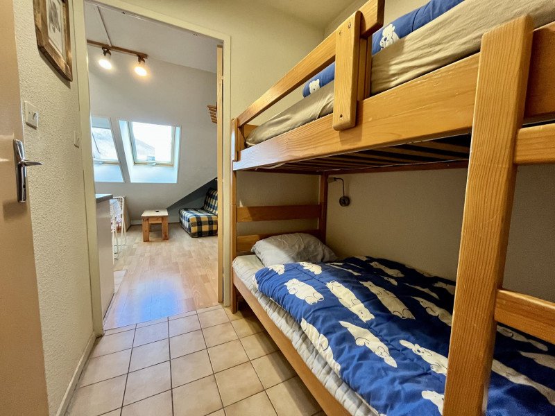 _lv_images__lot_0109021972_06_3419353