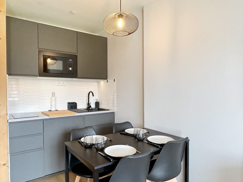 _lv_images__lot_0109021975_03_3462718