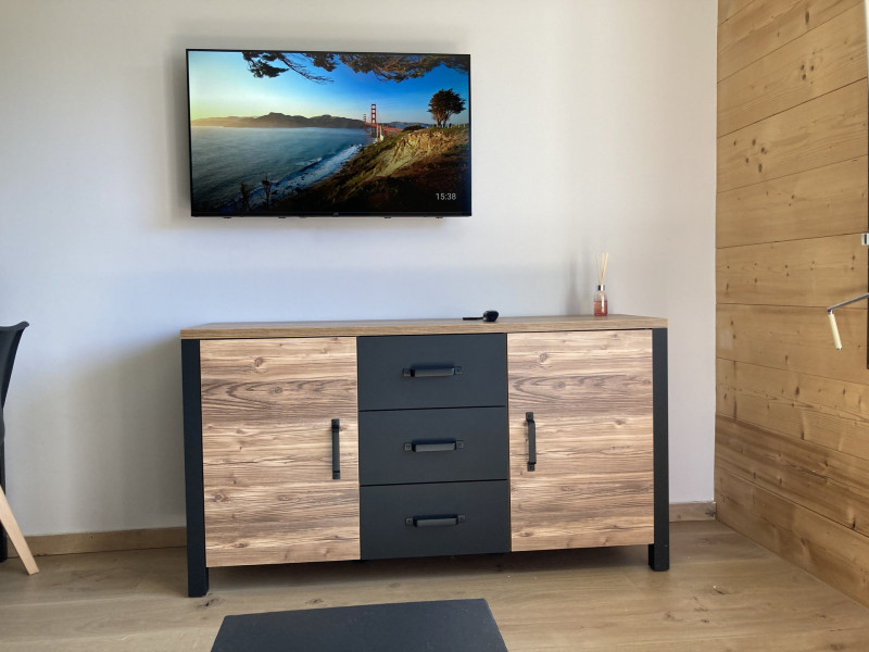 _lv_images__lot_0109021975_08_3423972 _lv_images__lot_0109021975_08_3423972