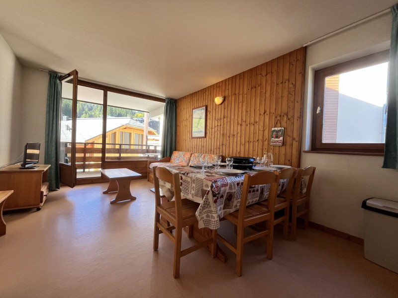 _lv_images__lot_0109021988_01_4074637