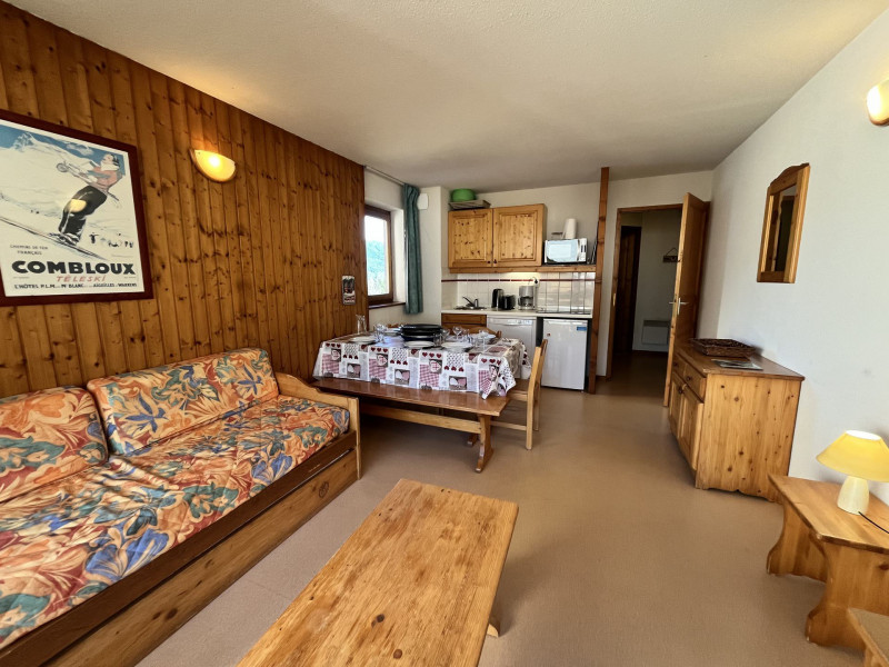 _lv_images__lot_0109021988_02_3376327