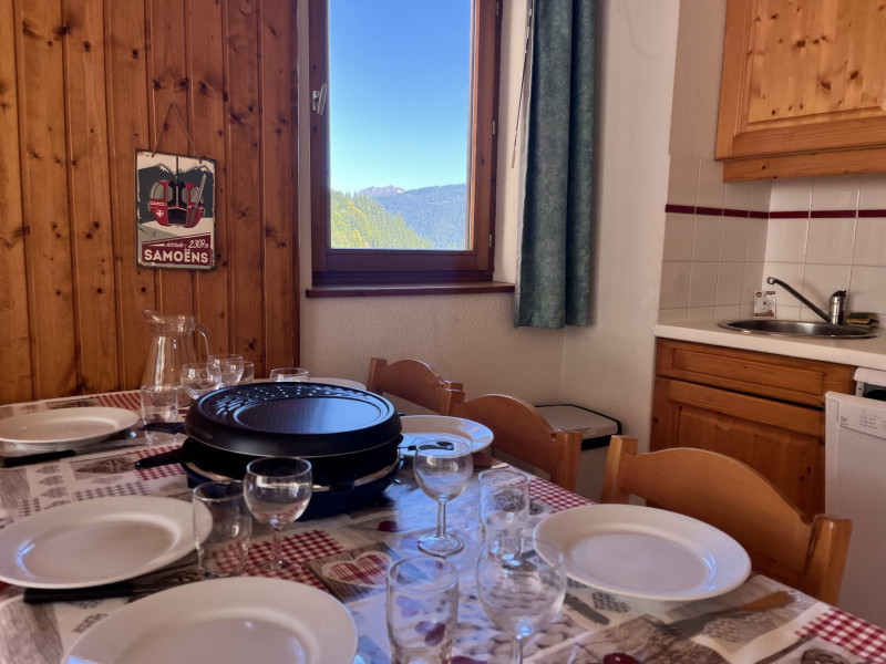 _lv_images__lot_0109021988_04_3061002