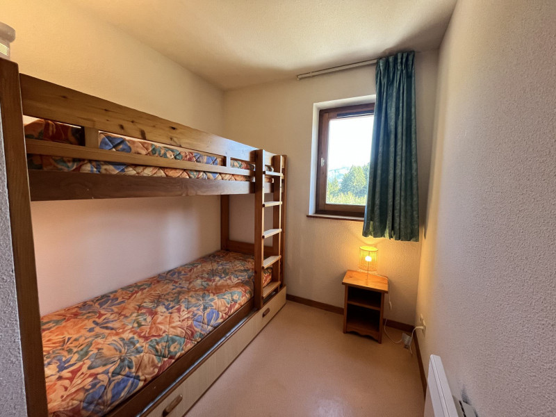 _lv_images__lot_0109021988_09_3061007