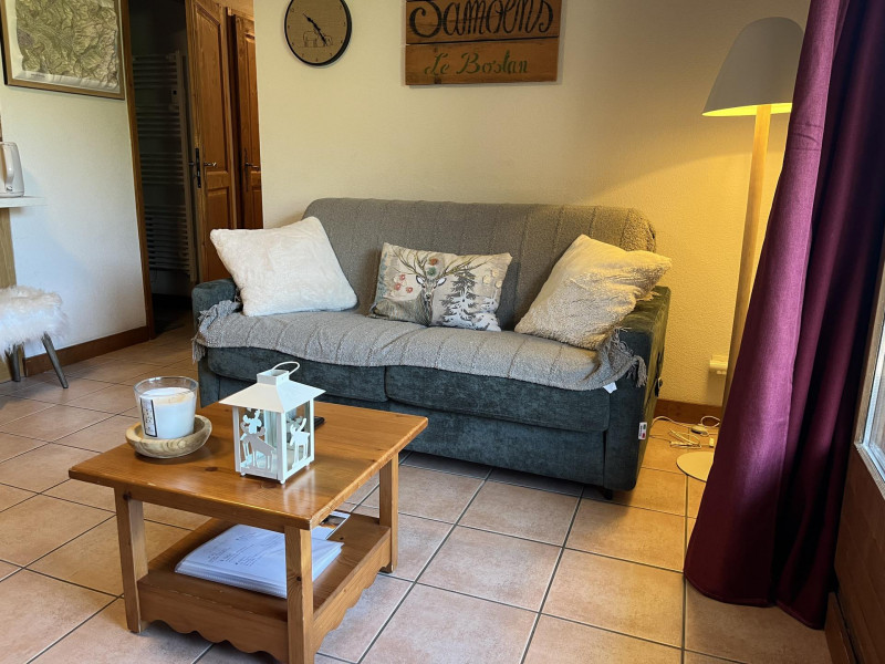 _lv_images__lot_0109021989_02_3560481