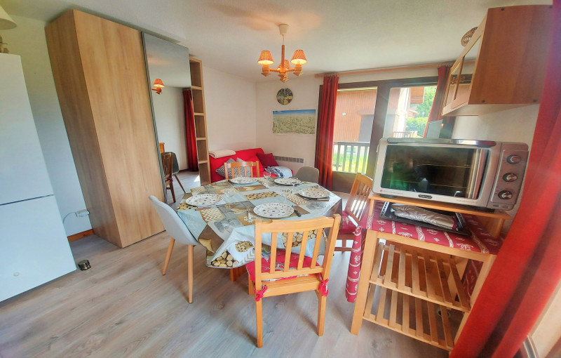 _lv_images__lot_0109021995_01_3598015